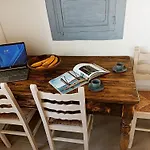 Casa vacanze 1875 Panoramic Stone House *