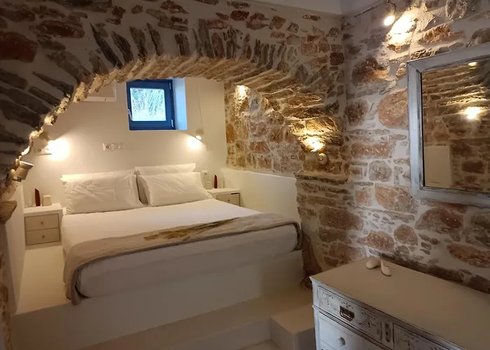 1875 Panoramic Stone House Casa de Férias *