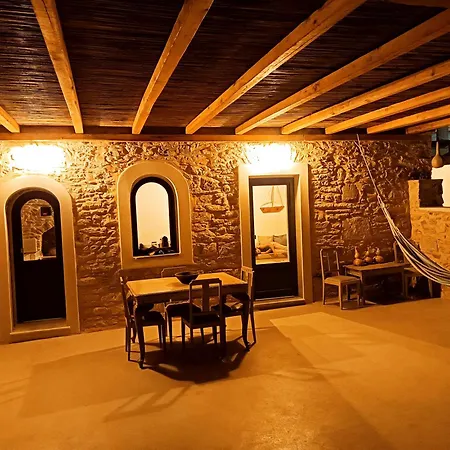 度假居 1875 Panoramic Stone House