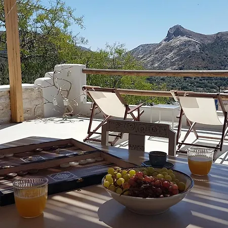 1875 Panoramic Stone House Ferienhaus