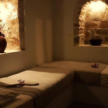 1875 Panoramic Stone House Ferienhaus Filótion