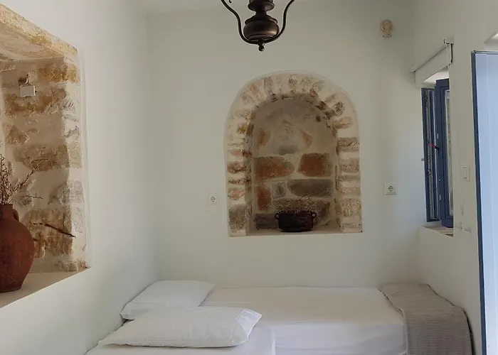 別荘 1875 Panoramic Stone House Filótion