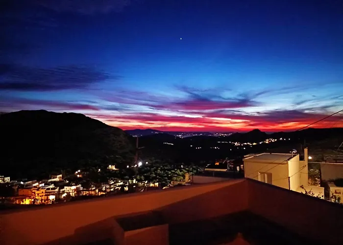 1875 Panoramic Stone House 別荘 *